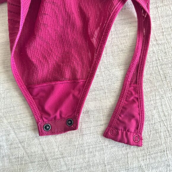 Aritzia Babaton Shapelace Crew Longsleeve Bodysuit - Picture 5 of 8